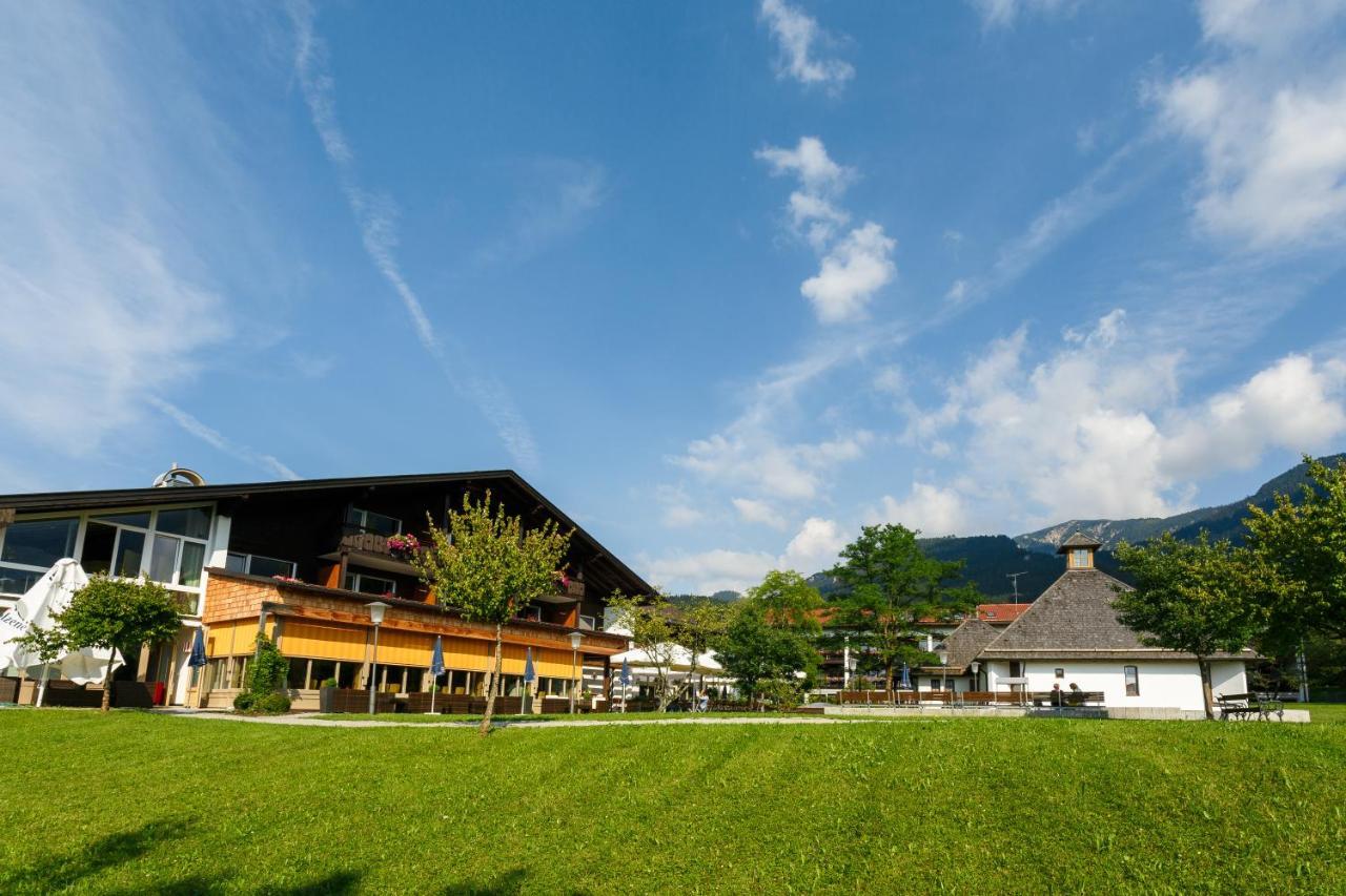 Hotel Alpenblick Ohlstadt Exterior photo