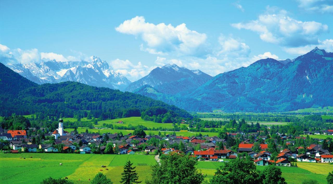 Hotel Alpenblick Ohlstadt Exterior photo